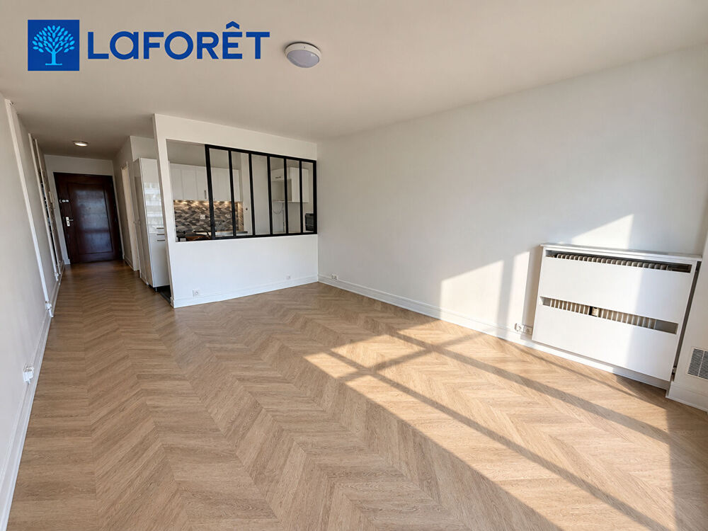 Vente Appartement Studio rénové avec balcon - 31m² Paris 11