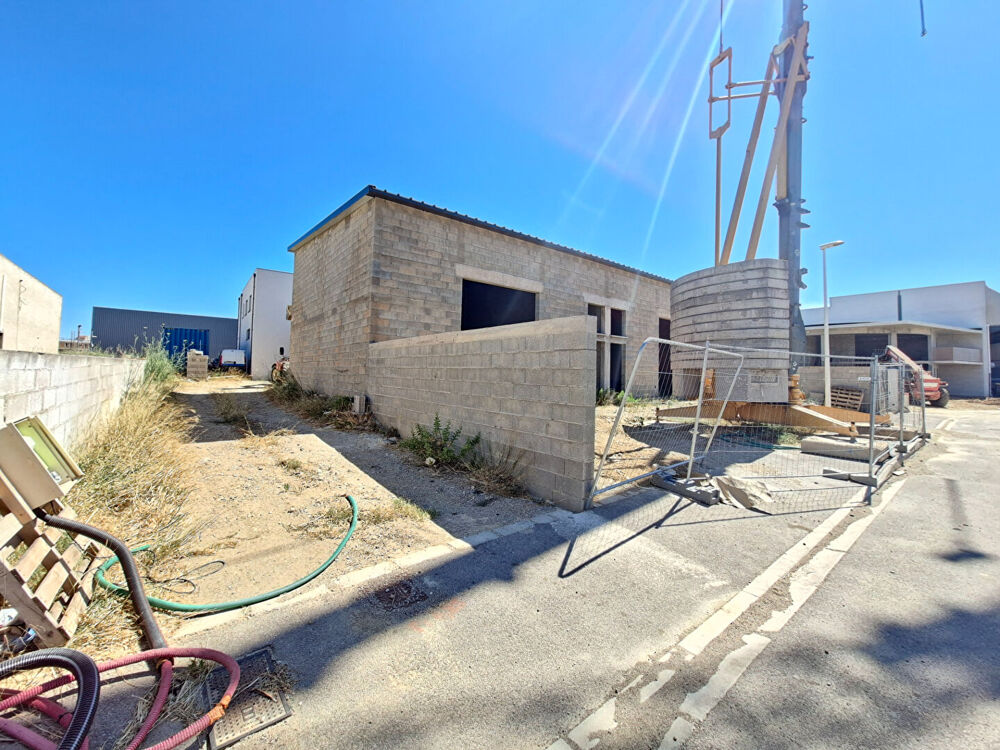 Vente Parking/Garage Perpignan Toulouges Garage / Local de 86 m2 Perpignan