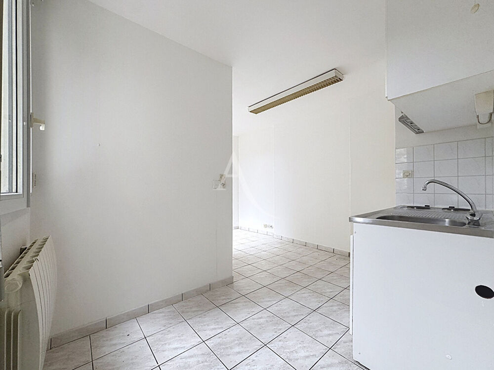 Appartement Studio à Mayenne - 16.63 m2