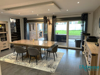  Maison  vendre 5 pices 160 m