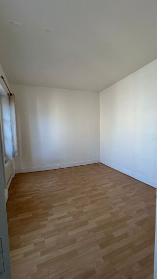  Appartement à louer 3 pièces 66 m²