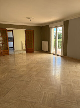  Maison à louer 5 pièces 96 m²
