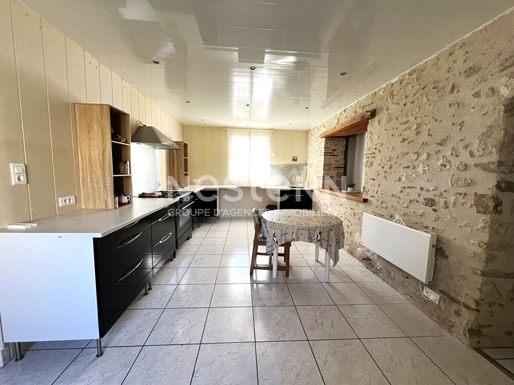 LONGERE DE PLAIN-PIED 3 CHAMBRES SANS TRAVAUX AVEC JARDIN ET DÉPENDANCES VAL-FOUZON (INDRE 36)