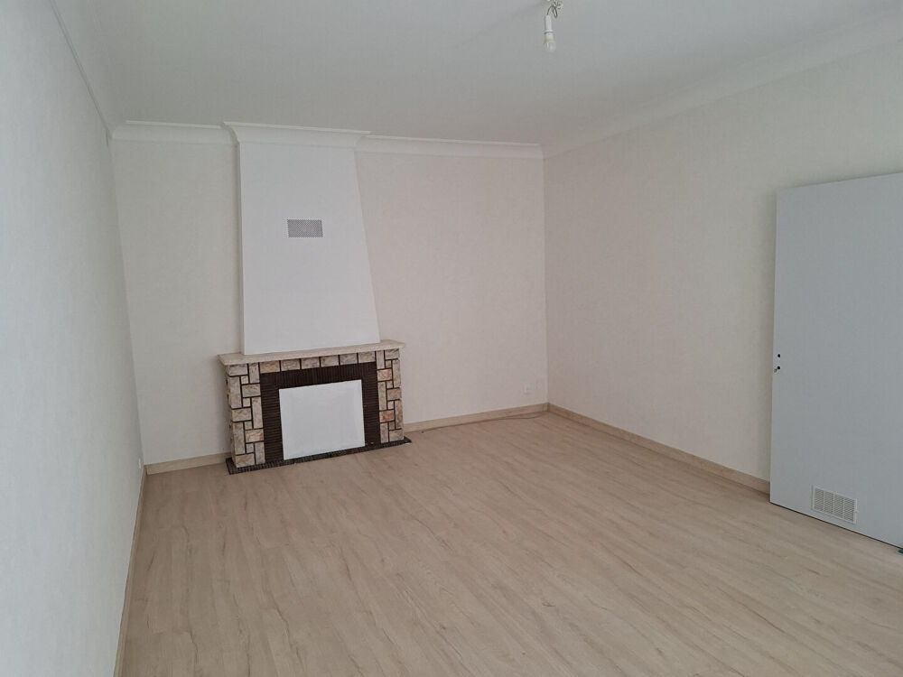 Location Maison Maison  4 pièce(s) 99 m2 Labruguiere