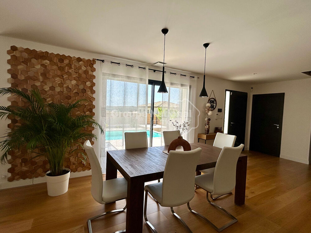 Vente Maison Caveirac Villa contemporaine 3 chambres avec piscine Caveirac