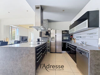  Appartement à vendre 6 pièces 155 m² Ajaccio