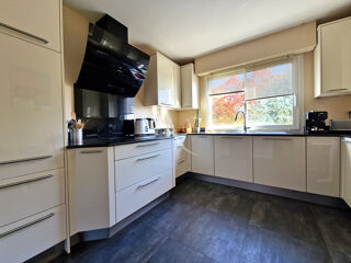  Appartement  vendre 6 pices 140 m