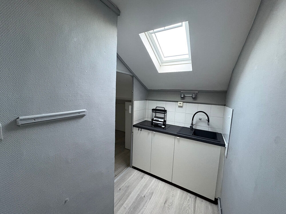 Location Appartement Appartement - 40m2 - MONPLAISIR Lyon 8