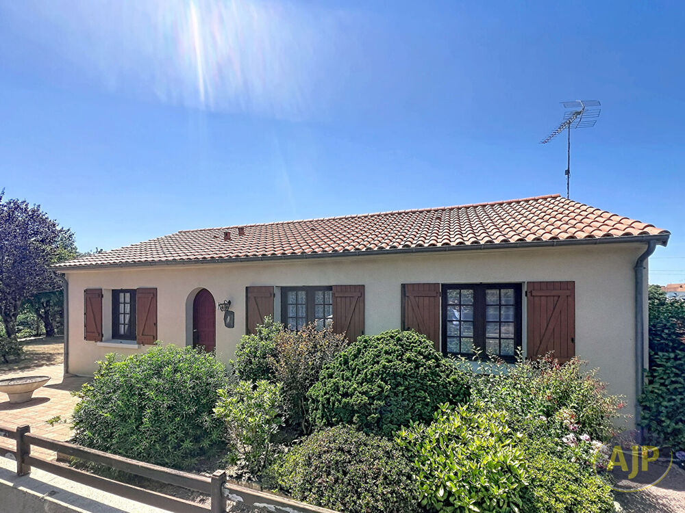Maison 4 pièces 83 m² · à Montrevault · 83 m² · 192 000 €