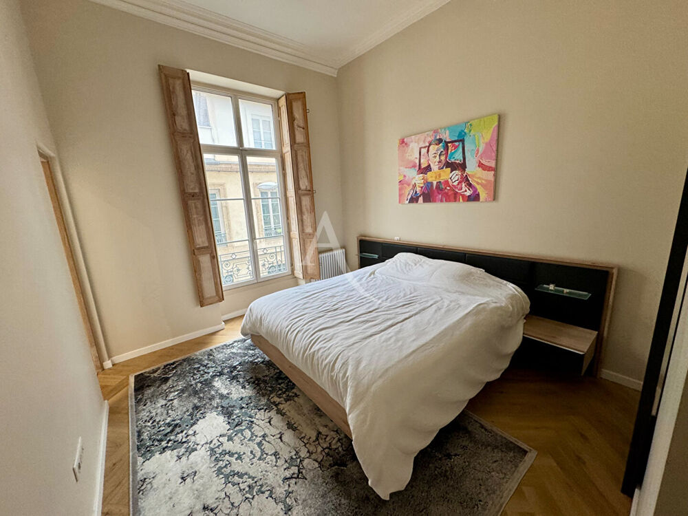 Vente Appartement Appartement Nimes 5 pièce(s) 124.06 m2 Nimes