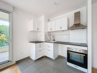  Appartement à louer 3 pièces 53 m²
