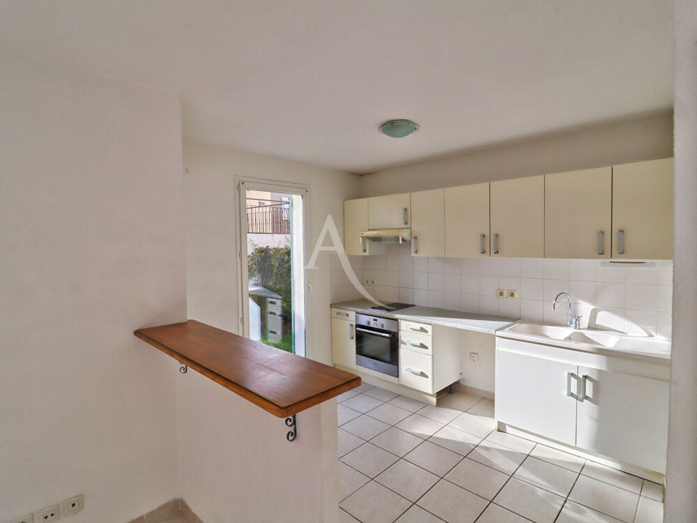 APPARTEMENT TYPE3 DE 68.78 m2 EN REZ DE JARDIN AVEC JARDINET BOX MANOSQUE