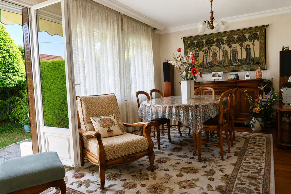 Vente Maison DIJON  Quartier Haut Eiffel. Maison avec jardin au calme, parfaitement entretenue, à personnaliser selon vos goûts Dijon