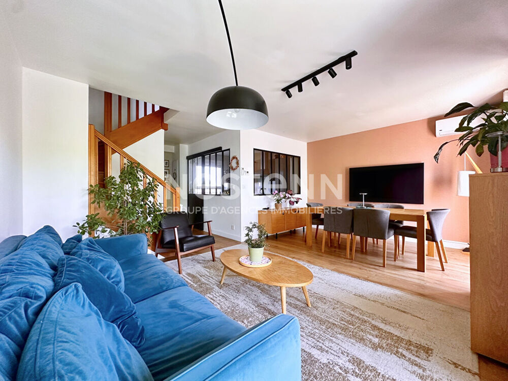 Appartement en duplex 4 pièces 3 chambres avec place de parking - 69500 BRON