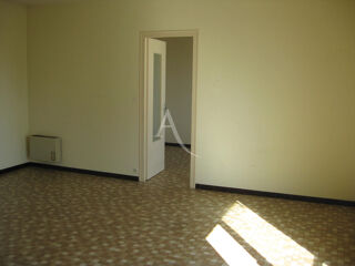  Appartement à louer 4 pièces 93 m²