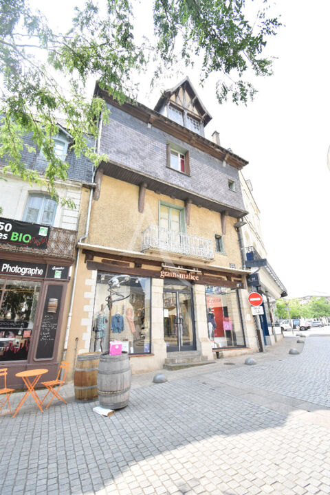 Magasin en hyper centre de Château-Gontier 142 m² - Actuellement en location 186970 53200 Chateau gontier sur mayenne