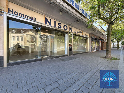 &Agrave; LOUER - LOCAL COMMERCIAL - CENTRE-VILLE DE VALENCIENNES 3000 59300 Valenciennes