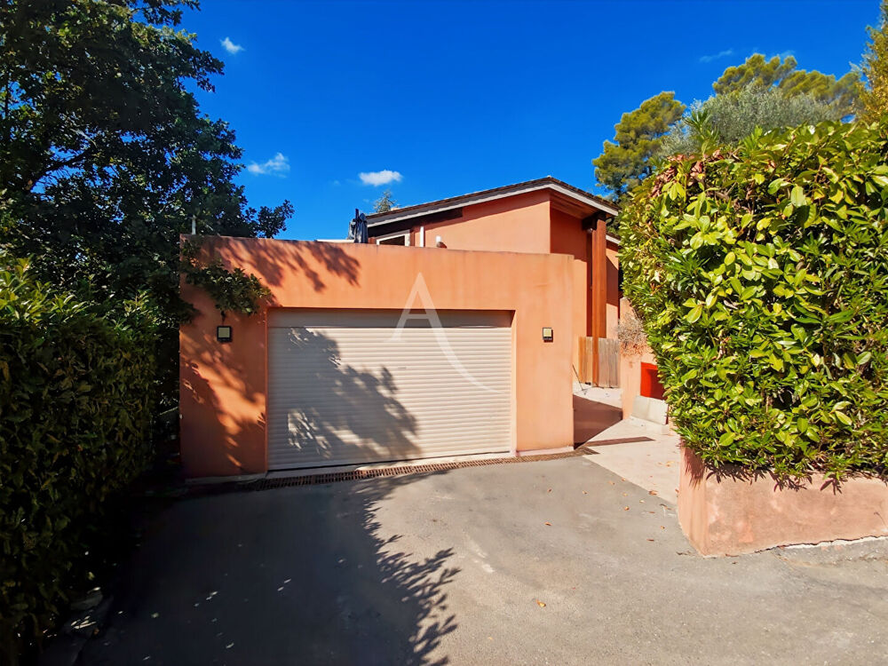 Vente Maison Maison Mougins 260 m² avec piscine Mougins
