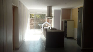  Immeuble à vendre 15 + pièces 420 m²