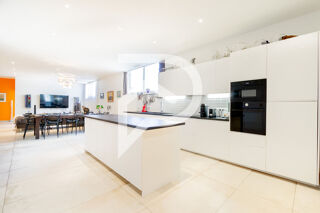  Appartement � vendre 5 pi�ces 166 m�