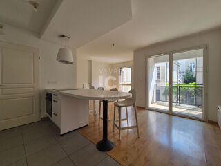  Appartement à louer 3 pièces 63 m²