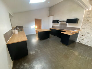  Maison à louer 4 pièces 131 m² Carquefou
