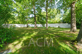  Maison à vendre 8 pièces 265 m²