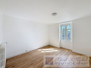 Appartement à louer 3 pièces 75 m²