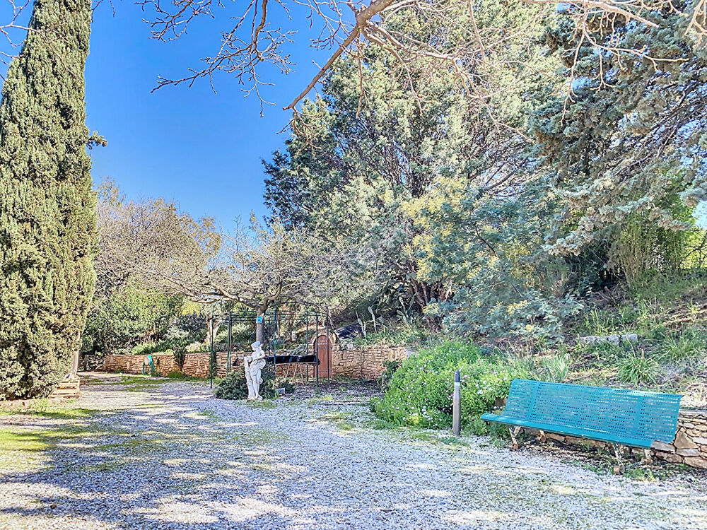 Vente Maison Demeure Provençale Ollioules/La Seyne T6 de 172m² sur un terrain de 2730 m². La seyne sur mer