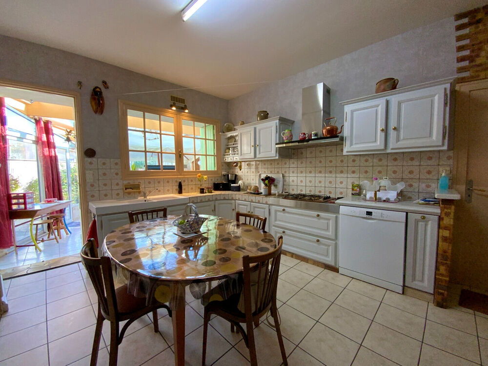 Vente Maison Maison + bien locatif   Saint Genis De Saintonge 260 m2 Saint genis de saintonge
