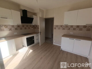  Immeuble à vendre 6 pièces 170 m²
