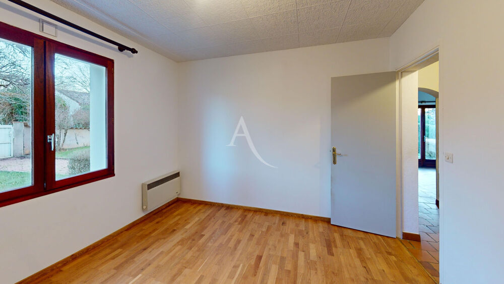 Maison familiale des années 80 à Vouneuil-sous-Biard