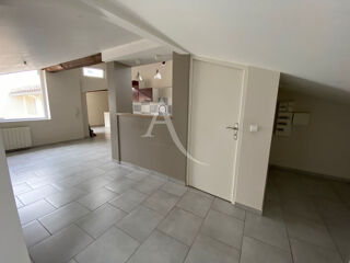  Appartement à louer 3 pièces 62 m²