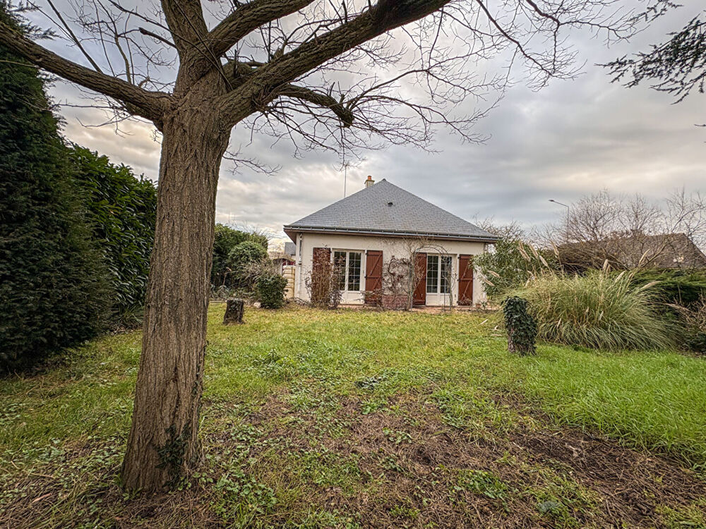 ANGERS - Maison familiale au calme avec jardin, garage et vie de plain-pied !