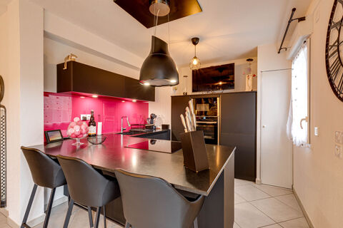   Maison Sciez-sur-L�man de 4 pi�ces et 81.83m� Maison - 4 pi�ce(s) - 82 m�