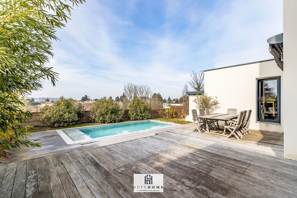 Vente Maison BELLE MAISON AVEC PISCINE A LIMONEST AVEC VUE PANORAMIQUE Limonest
