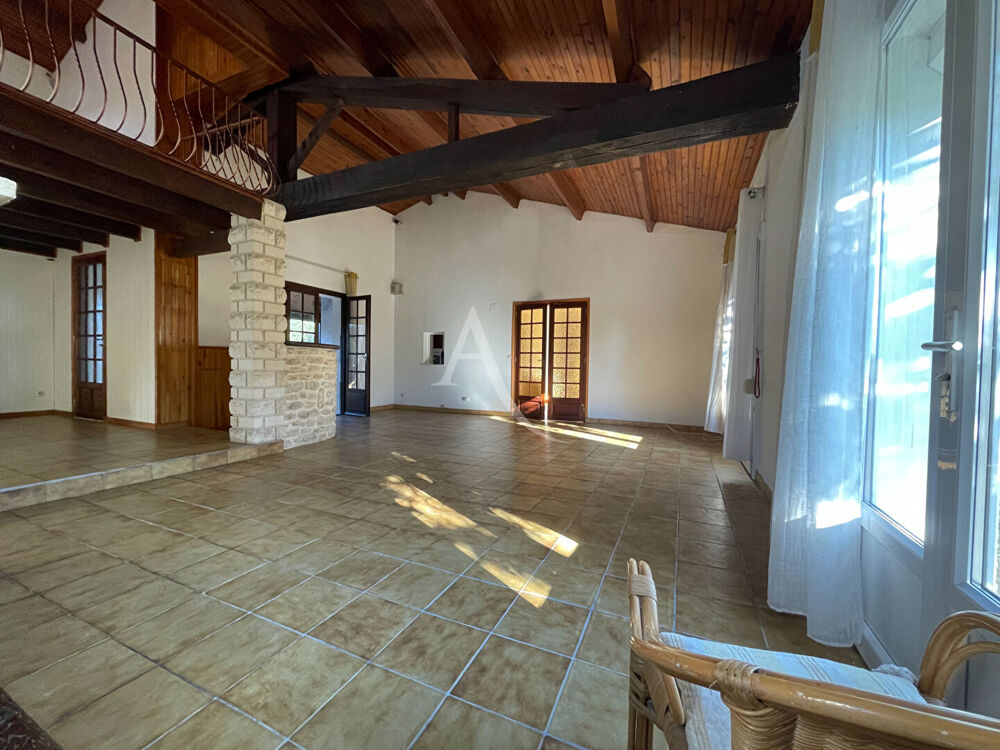 PONT L ABBE D ARNOULT (17250) A vendre maison de 5 pièces (145 m²)