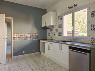  Maison à louer 6 pièces 149 m²