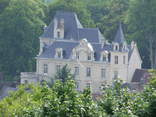  Villa � vendre 13 pi�ces 700 m�