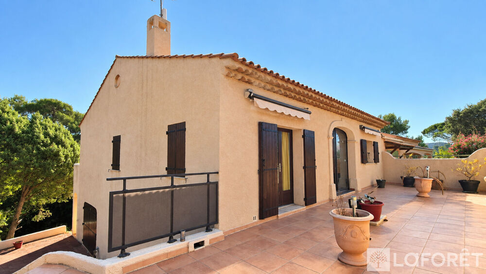 Maison Frejus 3 pièce(s) 110.65 m2 + sous-sol 118m² environ
