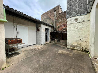 Immeuble à vendre 11 pièces 450 m²