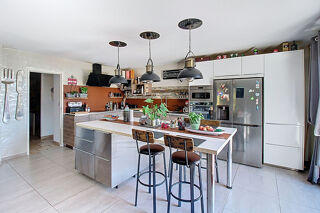  Maison à vendre 8 pièces 238 m²