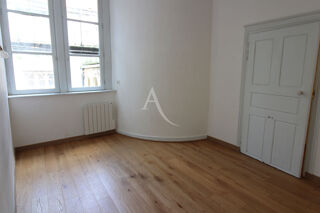  Appartement � louer 2 pi�ces 71 m�