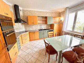  Maison à vendre 9 pièces 185 m²