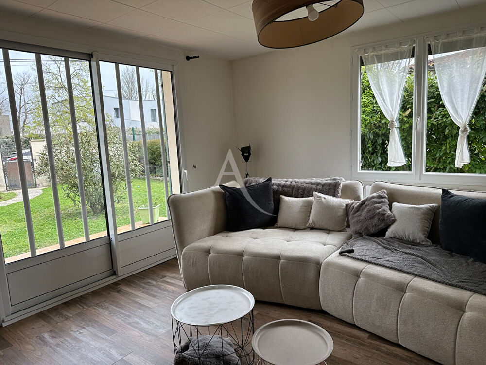 Maison de plain-pied à Rochefort .126 m² .Secteur Merleau Ponty