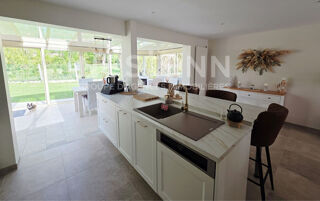  Maison � vendre 8 pi�ces 147 m�