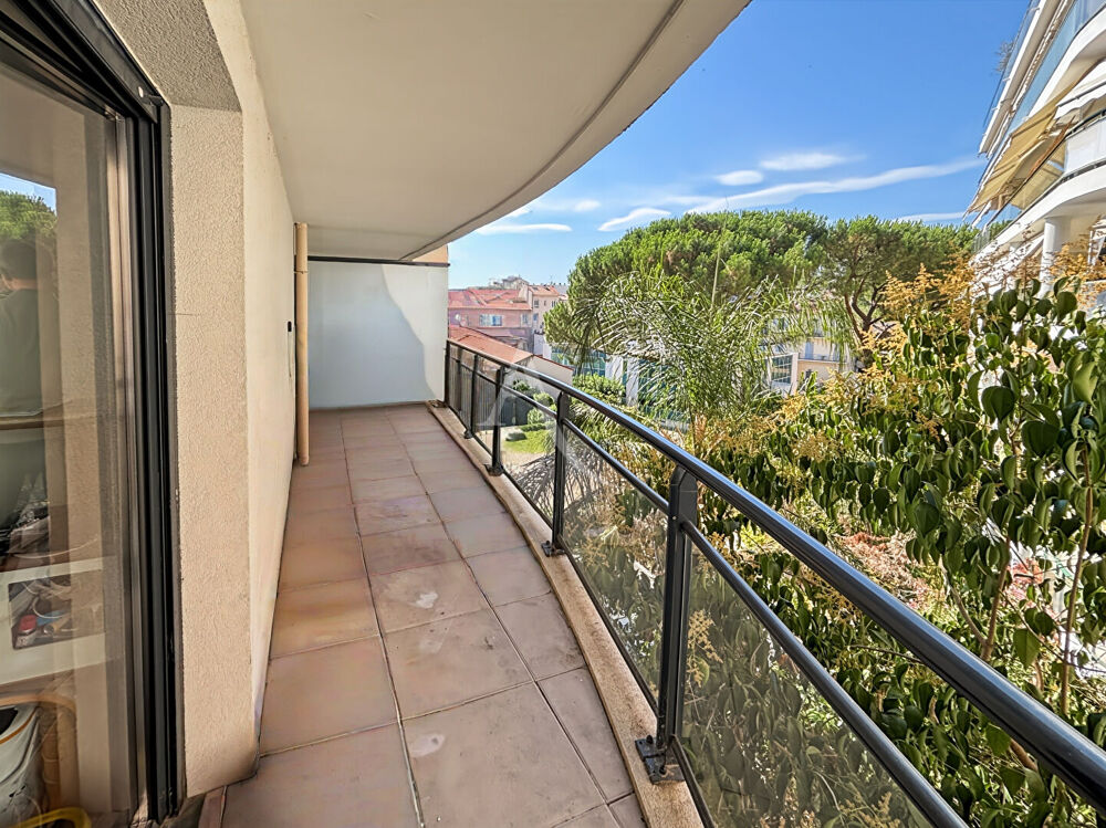 Appartement Cannes centre ville 3 pièces 53,74m2 - Vendu Loué-