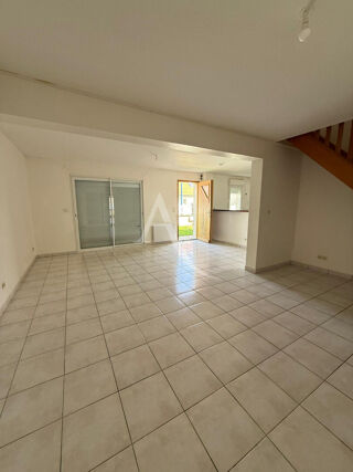 Maison  louer 5 pices 94 m