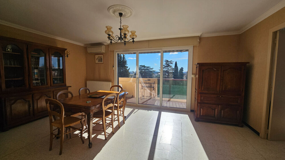 Vente Appartement Appartement  4 pièce(s) 88.13 m2 Nimes