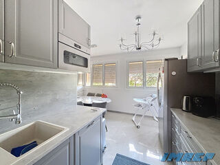  Appartement � vendre 3 pi�ces 75 m�